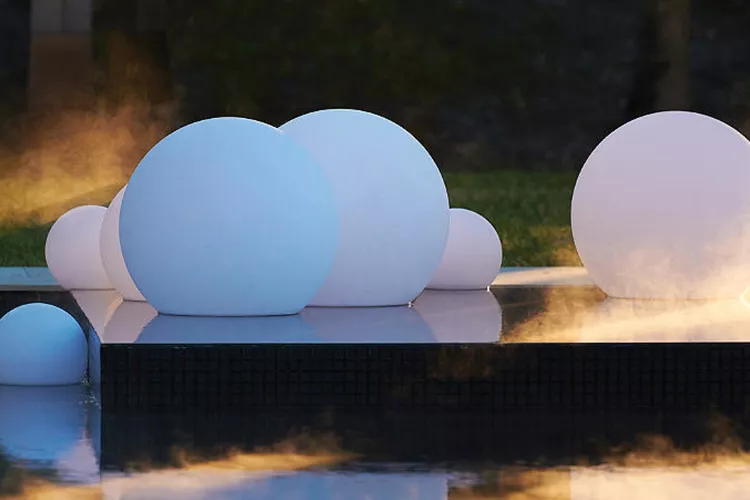 Les 4 meilleures lumières de piscine de 2023 pour transformer votre jardin en oasis插图1