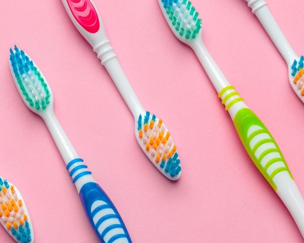 when to change toothbrush after strep