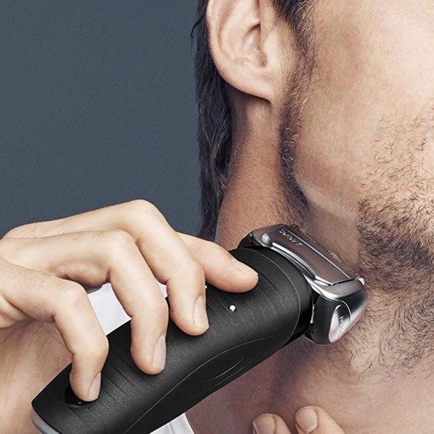 use electric shaver