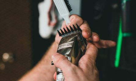 sharpen hair clippers