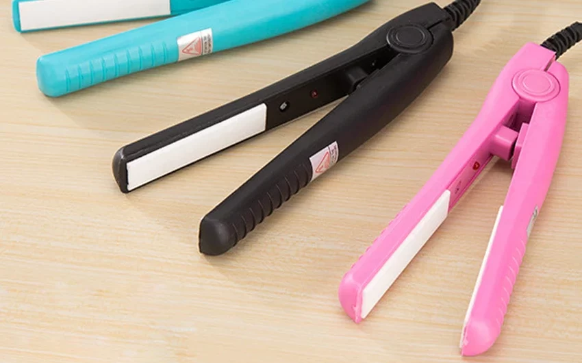 Choosing the Perfect Mini Hair Straightener for Effortless Styling