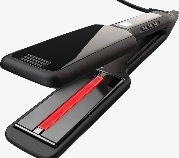 Choosing the Best Hair Straightener for Silky, Straight Locks