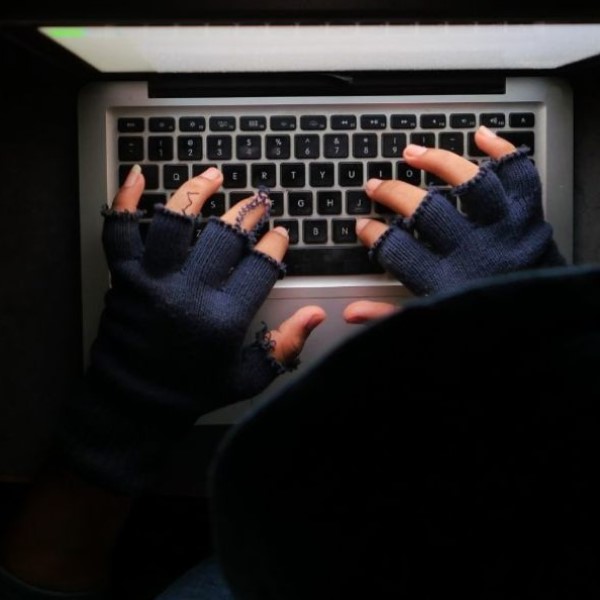 how to pair logitech keyboard